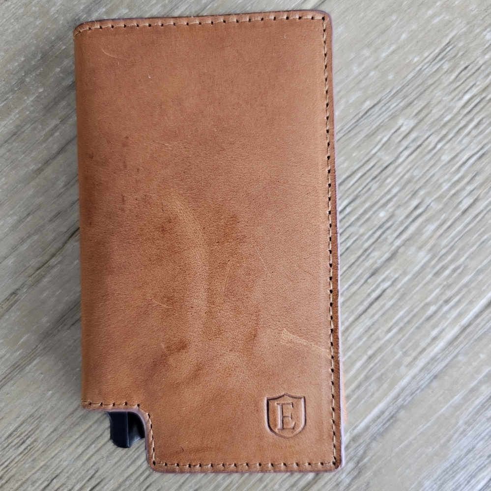 NEW Ekster Wallet